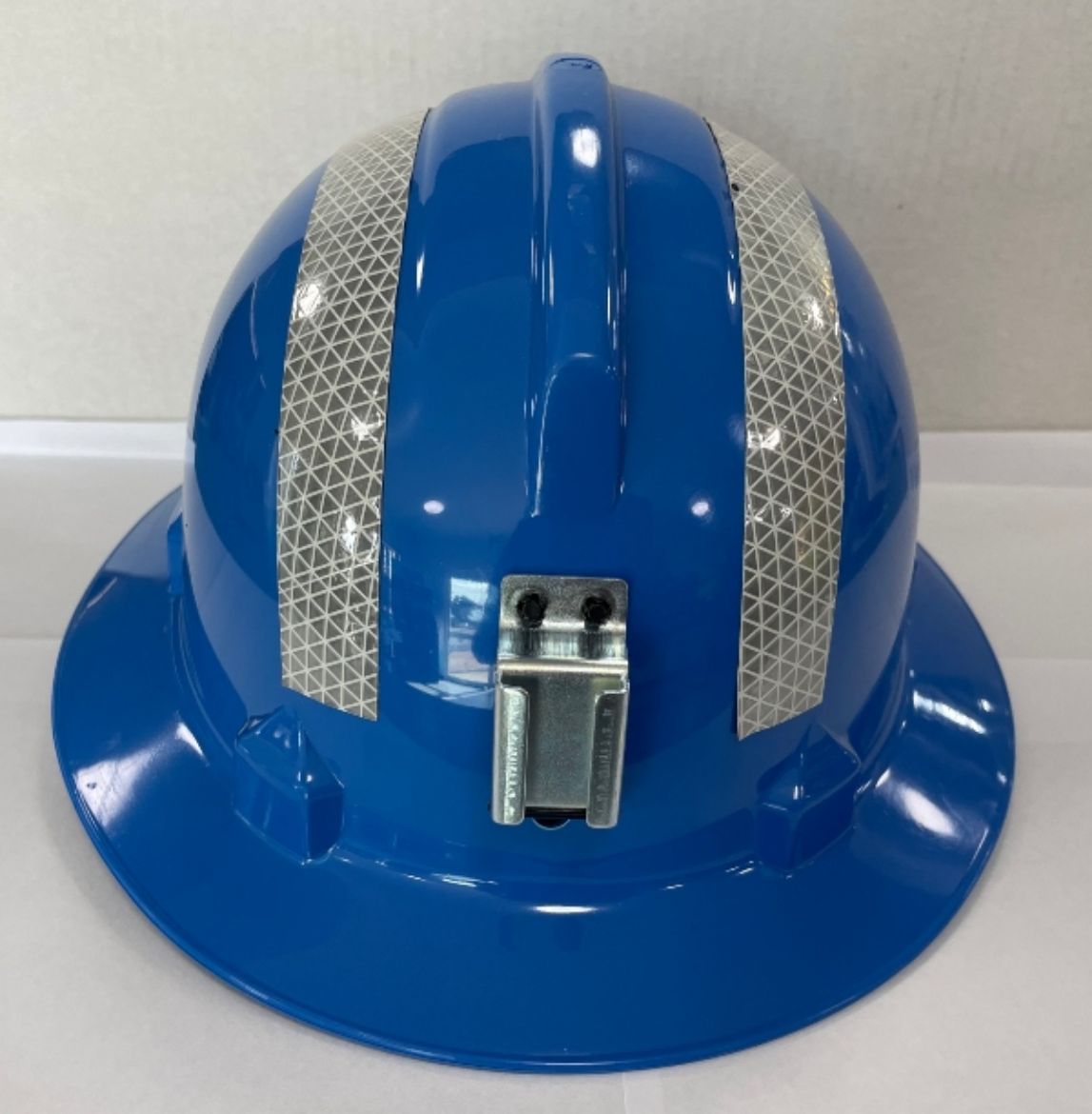 Picture of HARD HAT HH40 MRT3 - BLUE, FULL BRIM WITH REFLECTIVE TAPE AND METAL LAMP BRACKET